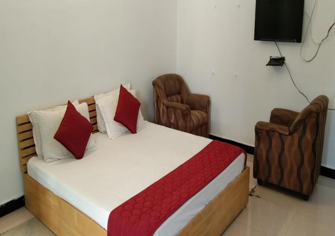 Olive Resort - Spacious 7 Bhk Ac Rooms With 1 Acre Garden, Swimming Pool And Outdoor Games Chennai Bagian luar foto