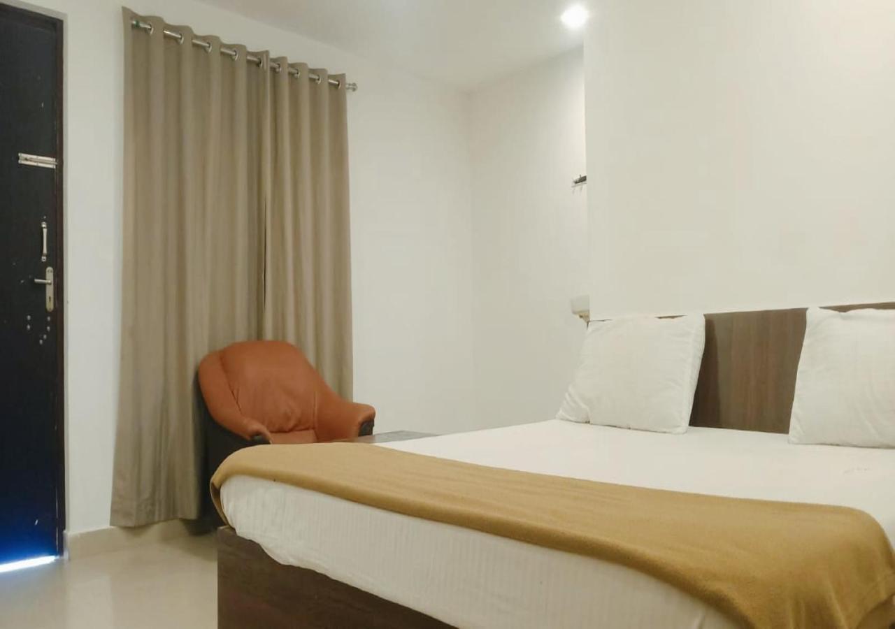 Olive Resort - Spacious 7 Bhk Ac Rooms With 1 Acre Garden, Swimming Pool And Outdoor Games Chennai Bagian luar foto